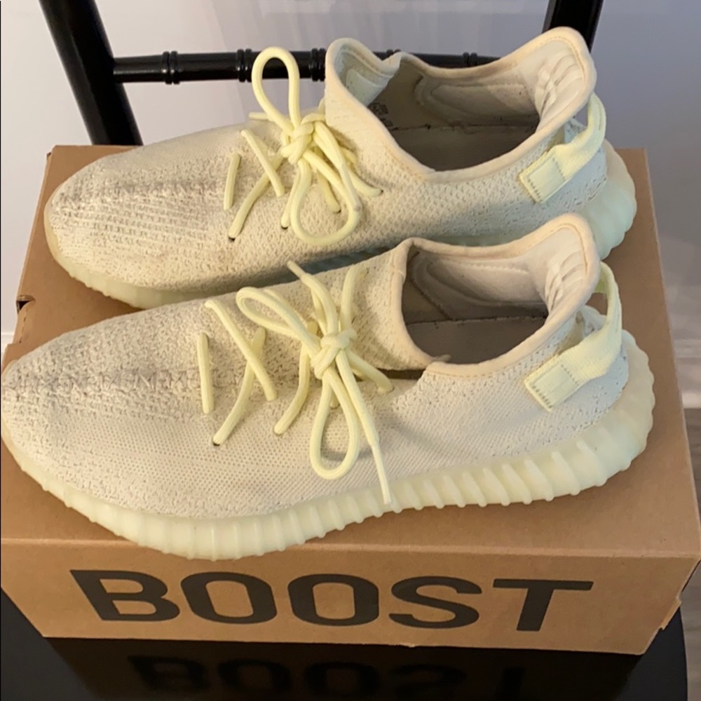 Yeezy Butter size 9.5 US